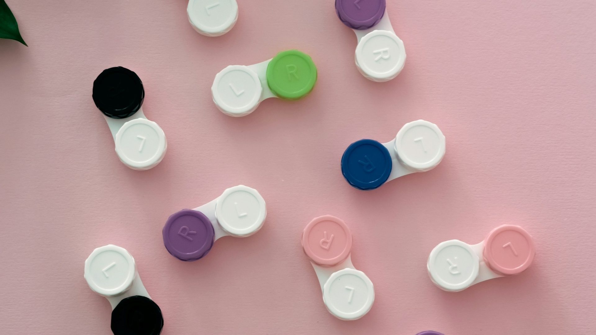 Contact lenses